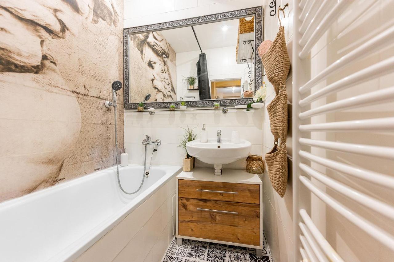 Old Town Vintage Apartment Sturova Kosice Ngoại thất bức ảnh