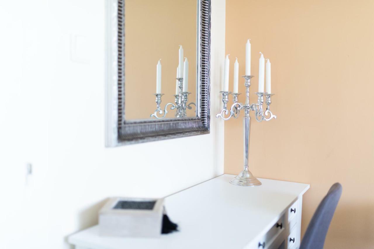 Old Town Vintage Apartment Sturova Kosice Ngoại thất bức ảnh